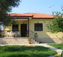 ΠΡΟΚΑΤ ΙΣΟΓΕΙΑ ΟΙΚΙΑ