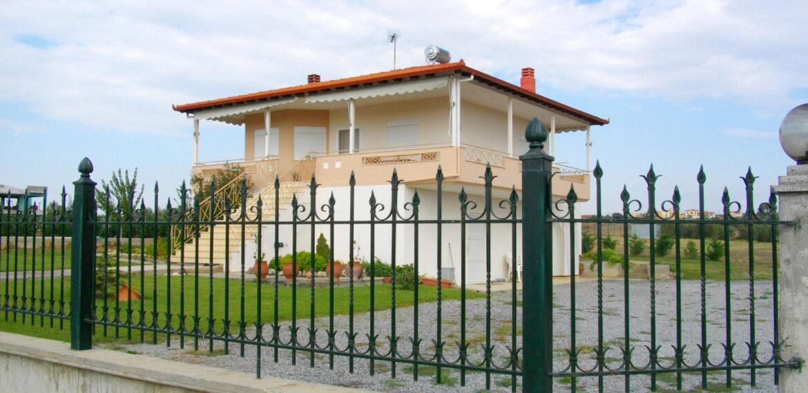 ΠΡΟΚΑΤ ΙΣΟΓΕΙΑ ΟΙΚΙΑ (Υπερυψωμένη)