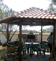 ΠΡΟΚΑΤ ΚΙΟΣΚΙ ΜΕ ΚΕΡΑΜΙΔΙΑ